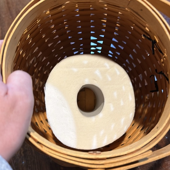 Toilet paper holder longaberger basket - Picture 4 of 13